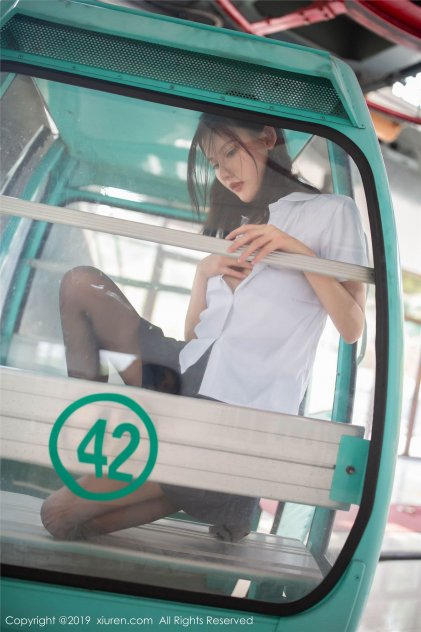 动漫疯狂露屁股爽漫画