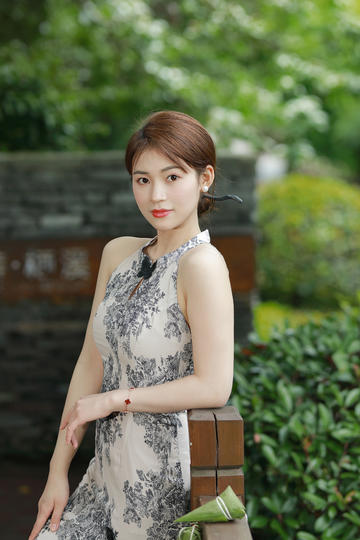 国产淫荡在线观看