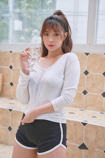 啊灬啊灬啊灬快灬深老师小说